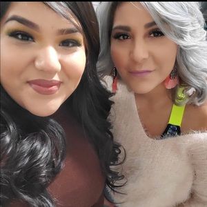 Meet your Posher, Mayra